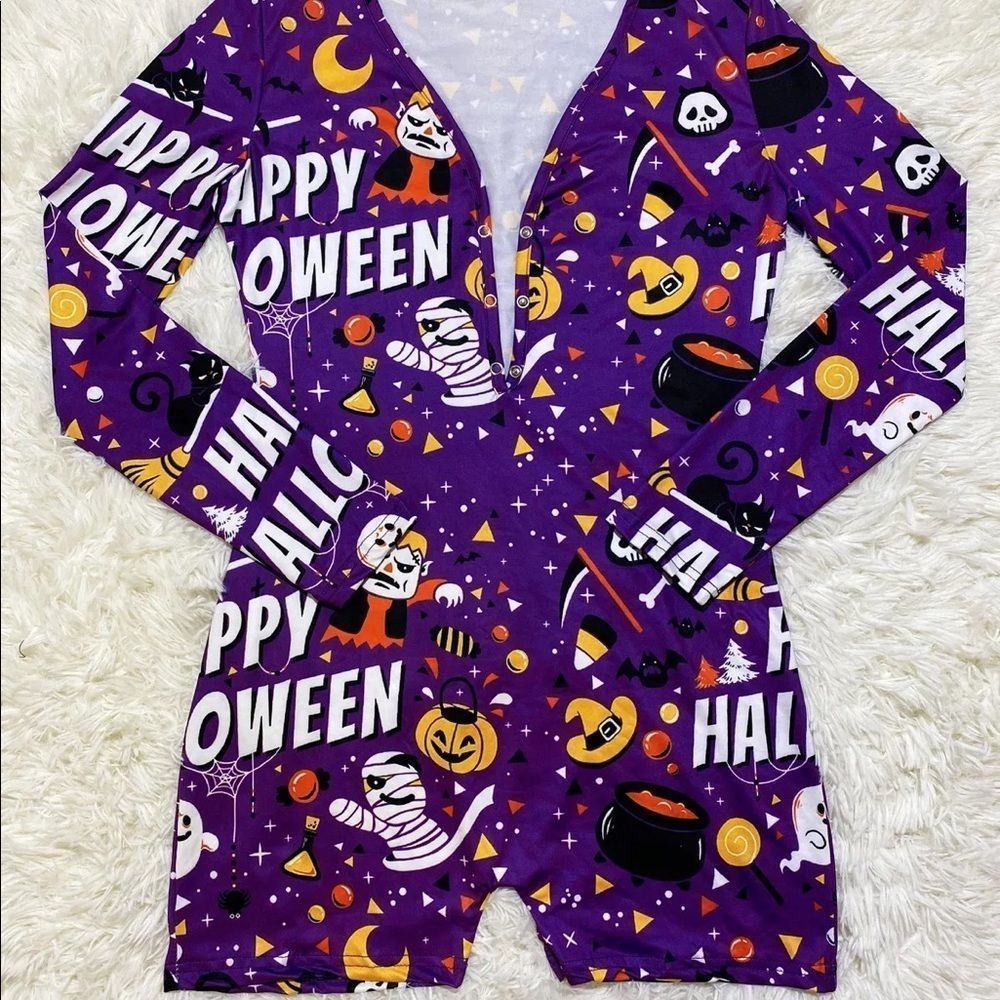 🌙 🧙‍♀️ “Happy Halloween” Onesie